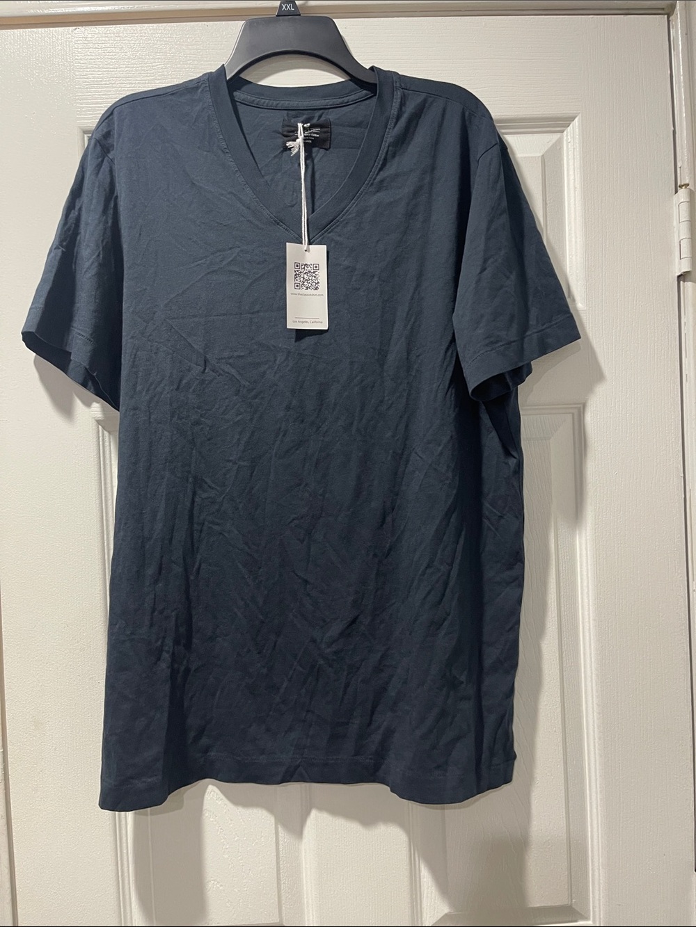 Classic T-shirt Company Men's V-Neck Tee in Charcoal Navy  Blue
